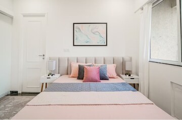 Bedroom in 3 BHK Apartment at Hiranandani Heritage Tower, Powai – for Sale