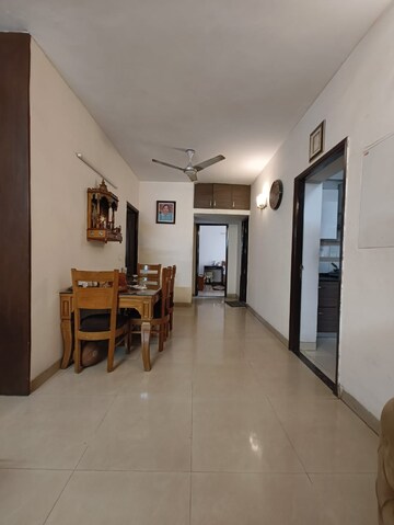 Living Room in 3 BHK Apartment at Sector 47 – for Rent