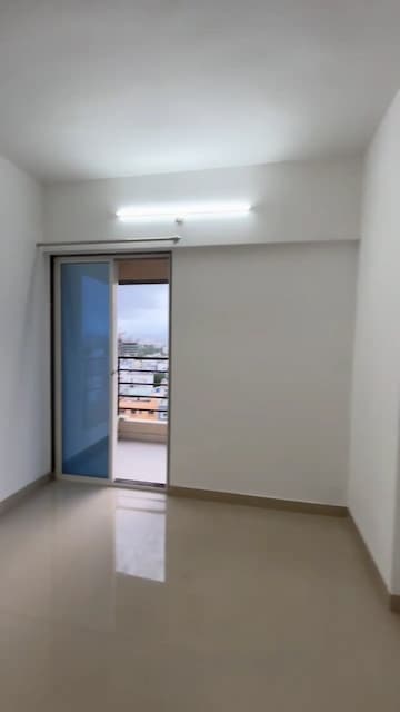 Room in 2 BHK Apartment at Katraj Apartment, Katraj – for Rent