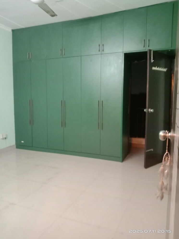 Room, milestone-32nd-avenue 2 Bedroom 800 Sq.Ft. Builder Floor In Sector 15 Gurgaon 8943365