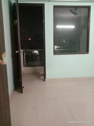 Room in 2 BHK Builder Floor at Milestone 32nd Avenue, Sector 15 – for Rent