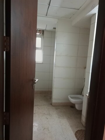 Bathroom in 5 BHK Apartment at Abw La Lagune, Sector 54 – for Rent