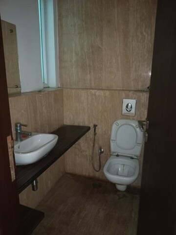 Bathroom in 5 BHK Apartment at Abw La Lagune, Sector 54 – for Rent