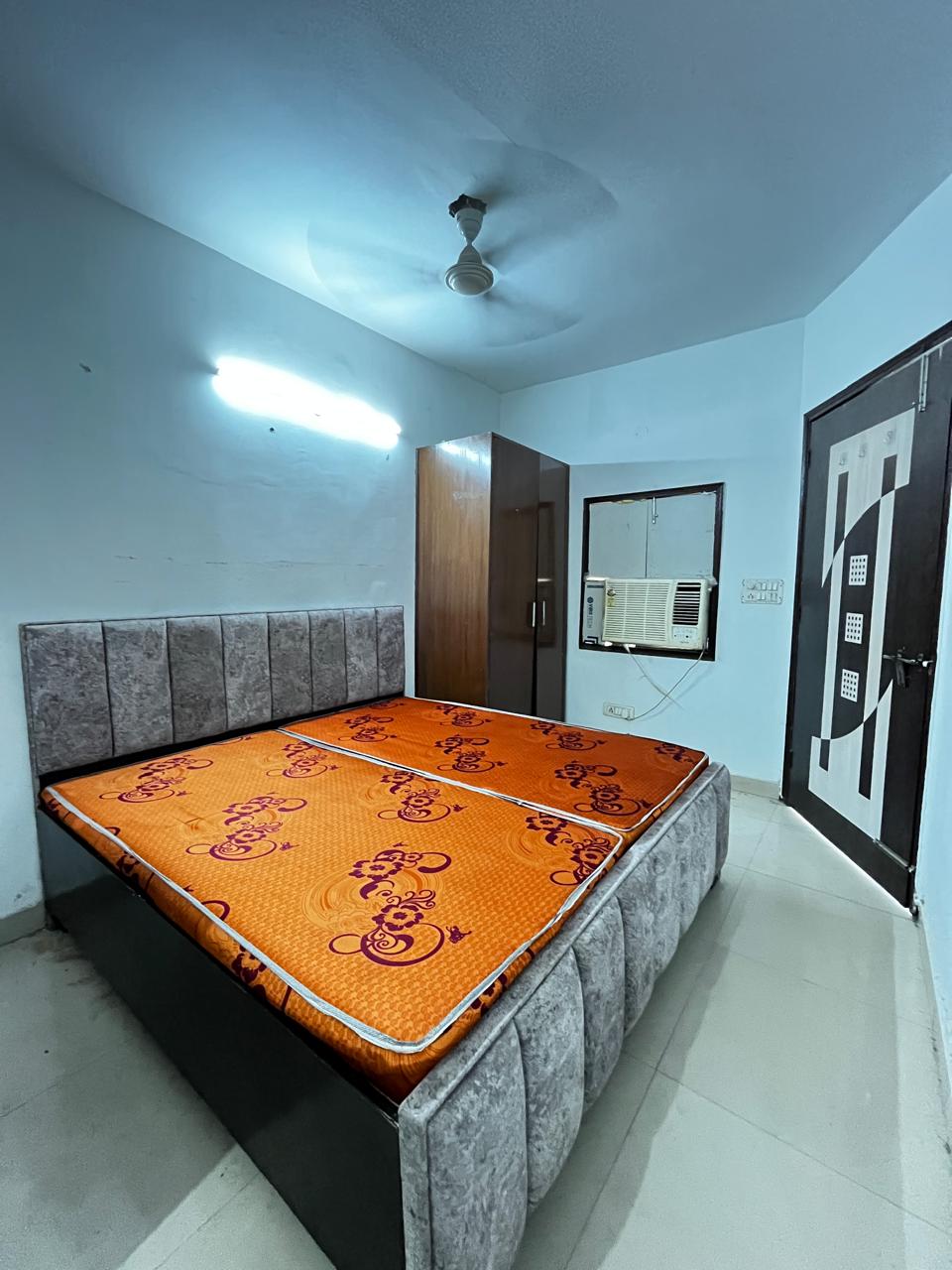 1 Rk+ Study Room Builder Floor For Rent in Saket 