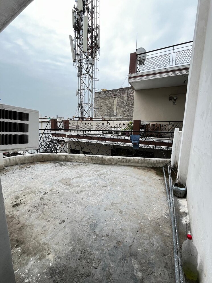 Balcony, saket 1 RK 350 Sq.Ft. Builder Floor In Saket Delhi 8943410