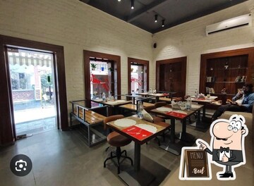  Shop For Rent in Gariahat Road