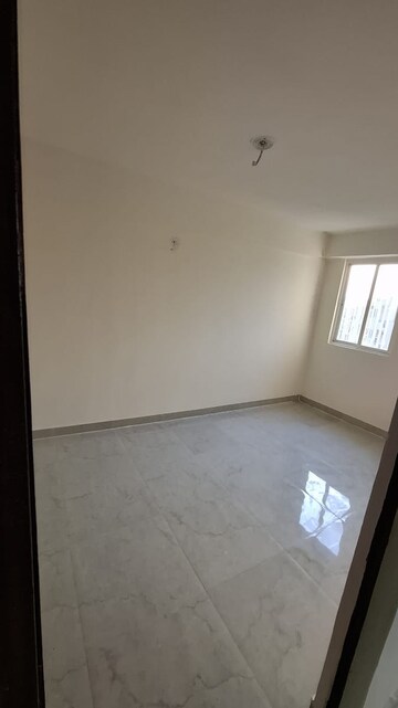 Room in 1 BHK Apartment at Wave Executive Floors, Bayana – for Rent