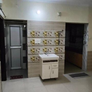 Living Room in 2 BHK Apartment at Sector 44 – for Rent
