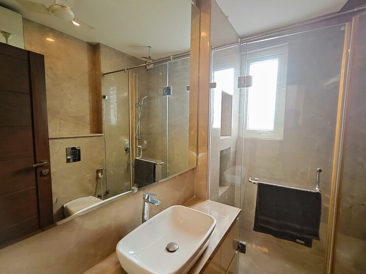 Attached Bathroom, greater kailash i 3 Bedroom 1850 Sq.Ft. Builder Floor In Greater Kailash I Delhi 8943518