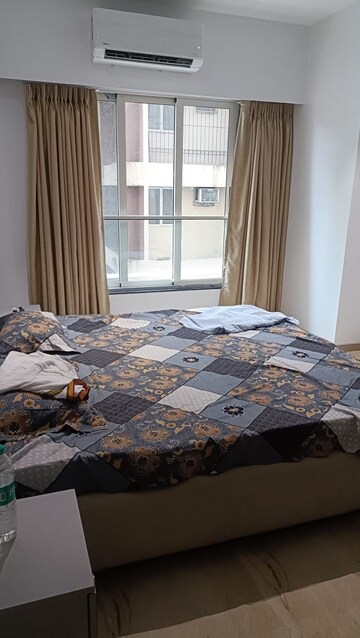 Master Bedroom in 3 BHK Apartment at Acropolis Apartment, Andheri West – for Rent