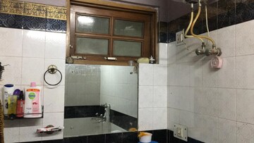 Kitchen in 3 BHK Builder Floor at Shivalik Colony – for Rent