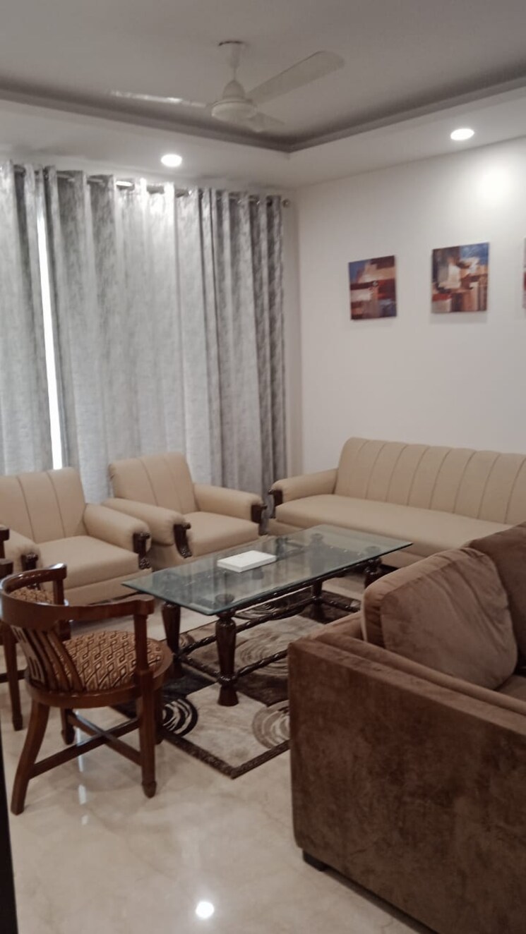 Master Bedroom, green park 4 Bedroom 3700 Sq.Ft. Builder Floor In Green Park Delhi 8943539