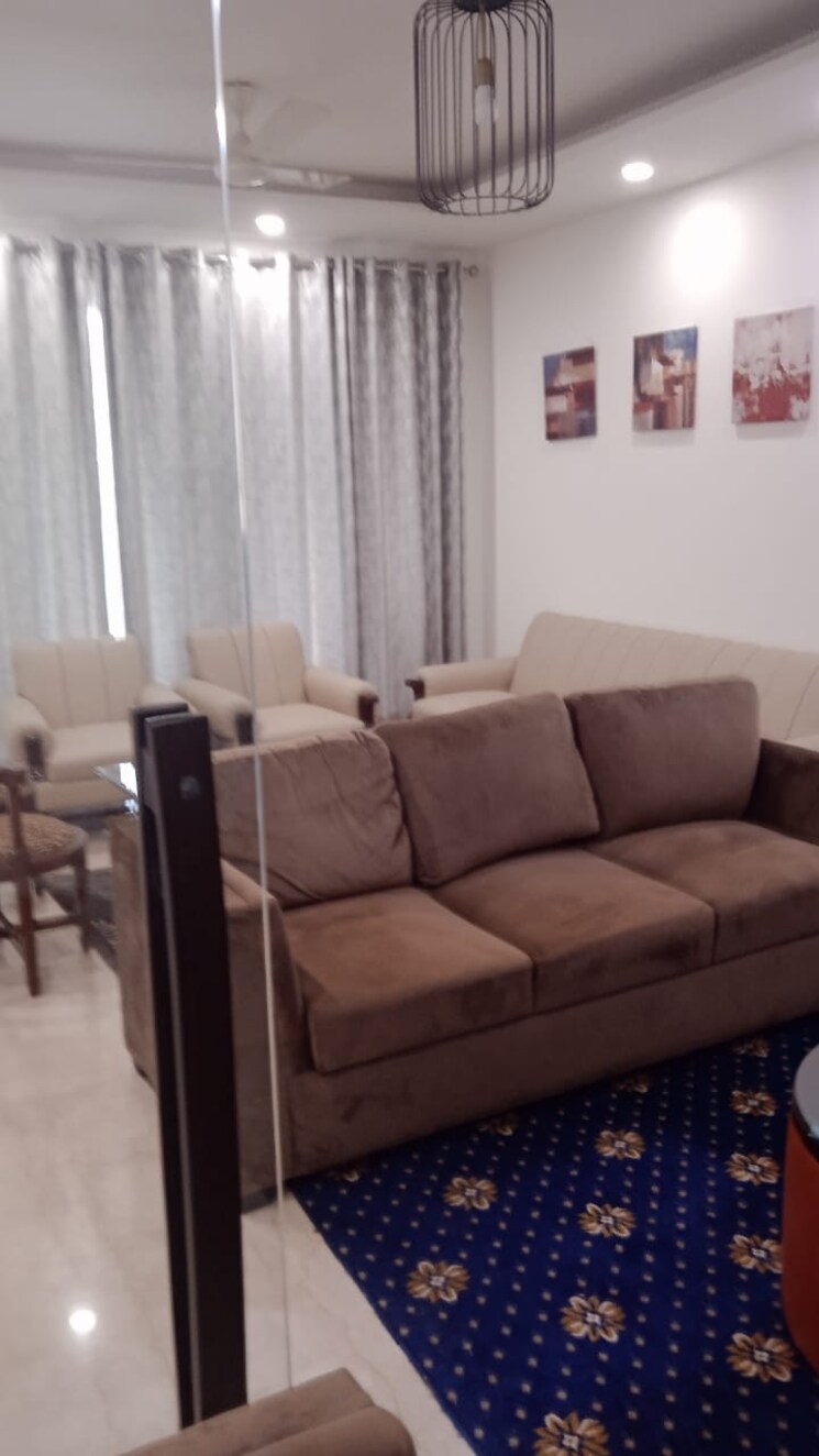 Living Room, green park 4 Bedroom 3700 Sq.Ft. Builder Floor In Green Park Delhi 8943539