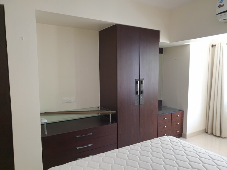 Room, andheri west 3 Bedroom 1200 Sq.Ft. Apartment In Andheri West Mumbai 8943546