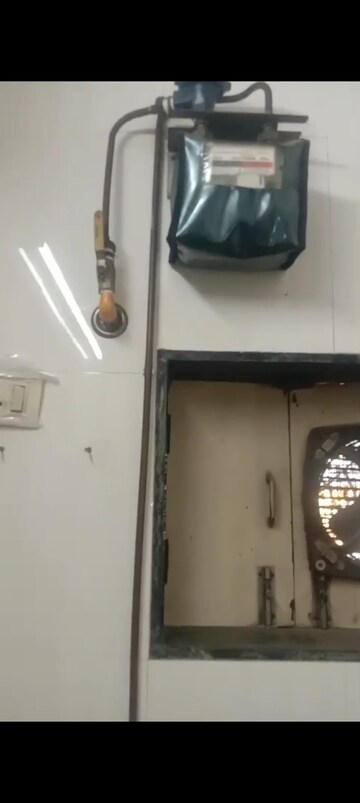 Furnished Amenities in 1.5 BHK Apartment at Ganesh Kripa CHS Ghatkoper, Ghatkopar West – for Rent