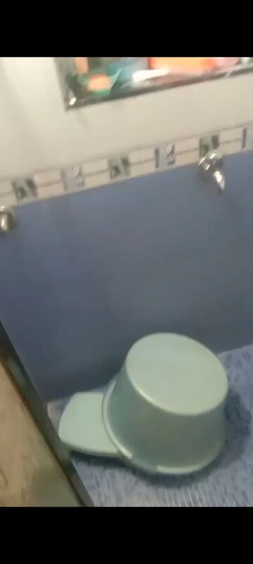 Bathroom in 1.5 BHK Apartment at Ganesh Kripa CHS Ghatkoper, Ghatkopar West – for Rent