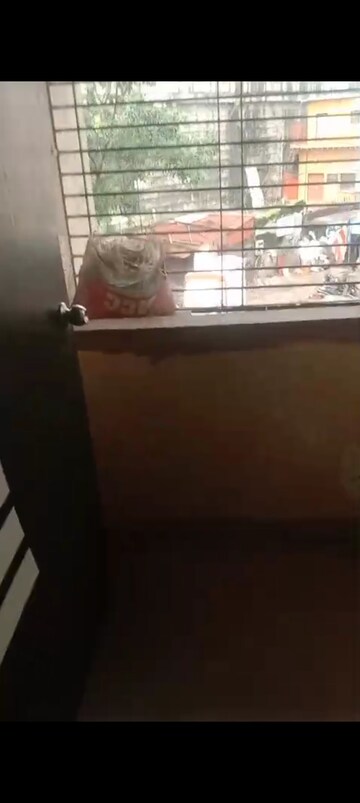 Furnished Amenities in 1.5 BHK Apartment at Ganesh Kripa CHS Ghatkoper, Ghatkopar West – for Rent