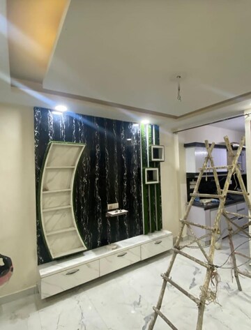 Gym in 2 BHK Builder Floor at Kishangarh – for Rent