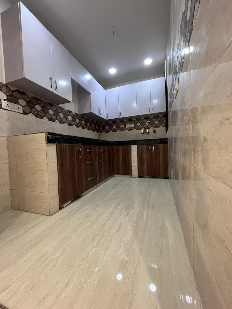 Kitchen, govindpuri 3 Bedroom 910 Sq.Ft. Builder Floor In Govindpuri Delhi 8943593