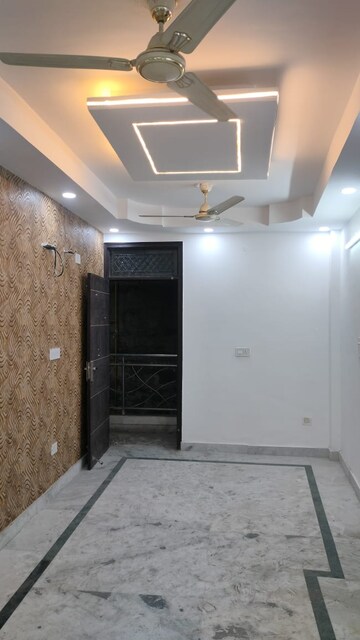 Room in 2 BHK Builder Floor at Govindpuri – for Sale