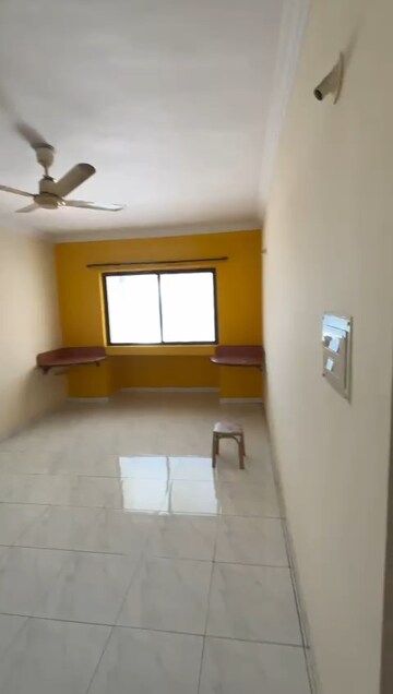 Room in 2 BHK Apartment at Sunshree Woods, Nibm Road – for Rent