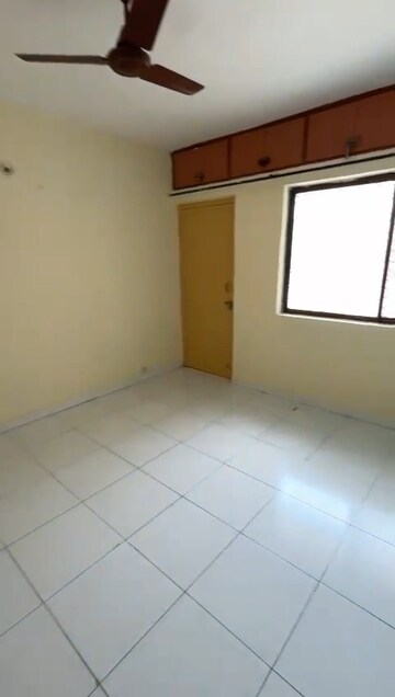 Room in 2 BHK Apartment at Sunshree Woods, Nibm Road – for Rent