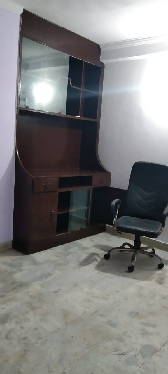1 BHK + Extra Room Builder Floor For Rent in Amar Apartment 