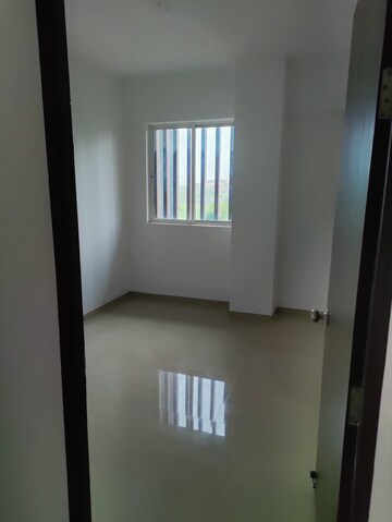 Room in 1 BHK Apartment at Gagan Ela, Nibm Road – for Rent