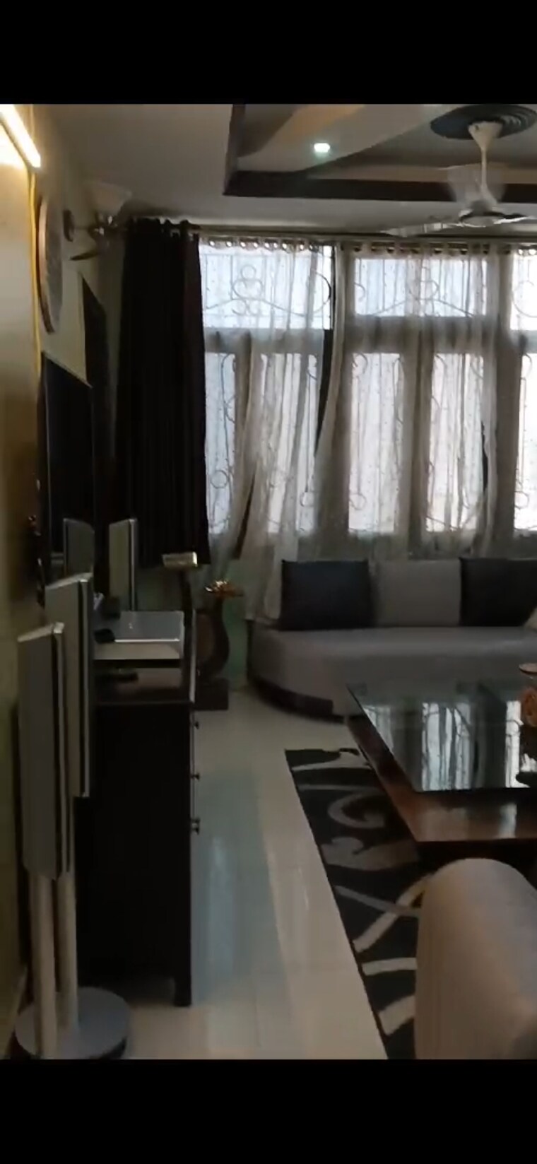 Living Room, dda-taimoor-enclave 3 Bedroom 900 Sq.Ft. Builder Floor In New Friends Colony Delhi 8943708