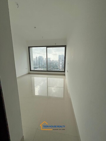 Room in 3 BHK Apartment at Sunteck City Avenue 4, Goregaon West – for Sale
