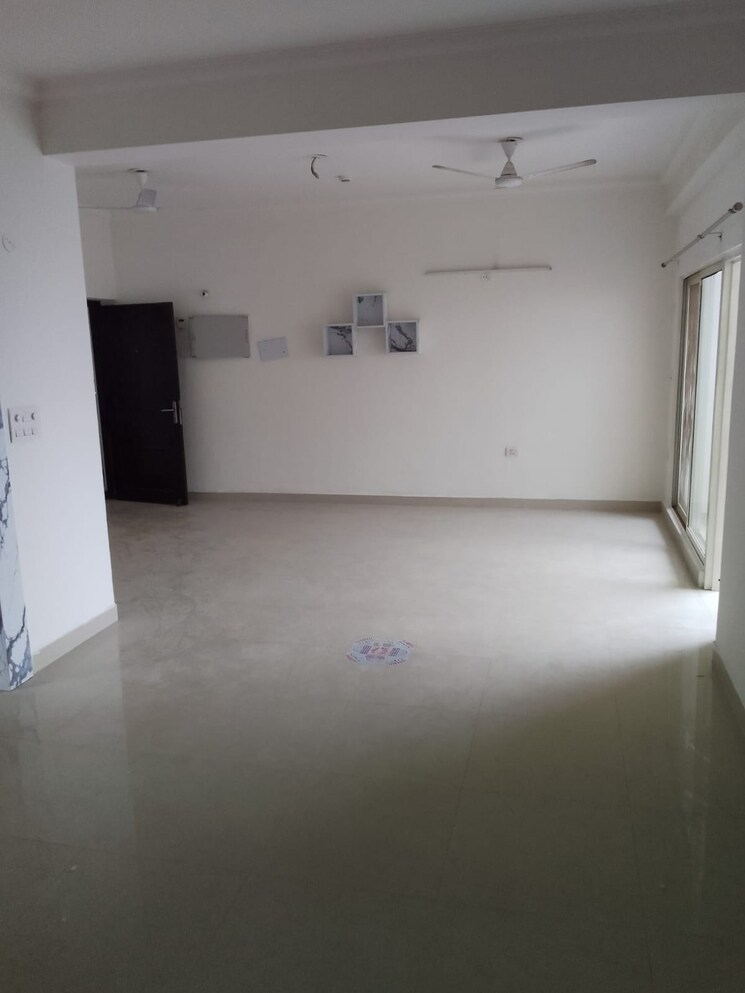 Room, ramprastha-awho 3 Bedroom 1750 Sq.Ft. Apartment In Sector 95 Gurgaon 8943709