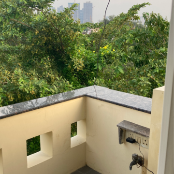 Balcony in 1 BHK Independent House at RWA Apartments Sector 39, Sector 39 – for Rent