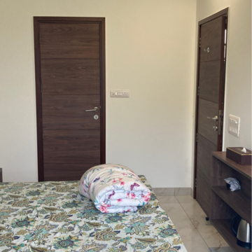 Bedroom in 1 BHK Independent House at RWA Apartments Sector 39, Sector 39 – for Rent
