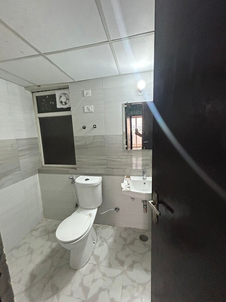 Master Bedroom, amrapali-riverview 2.5 Bedroom 955 Sq.Ft. Apartment In Amrapali Leisure Valley Greater Noida 8943717