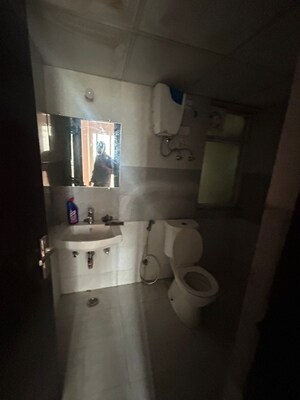 Bathroom in 2.5 BHK Apartment at Amrapali Riverview, Amrapali Leisure Valley – for Sale