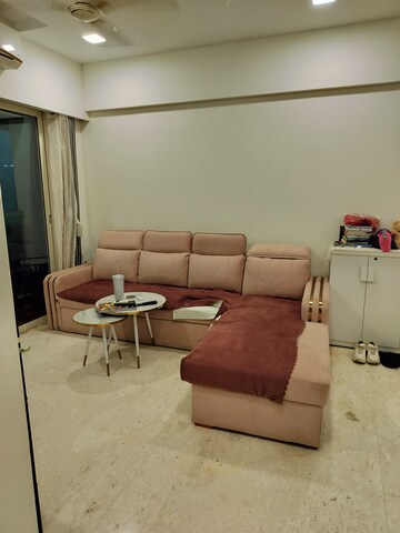 2 BHK Apartment For Rent in Ekta Tripolis, Goregaon West