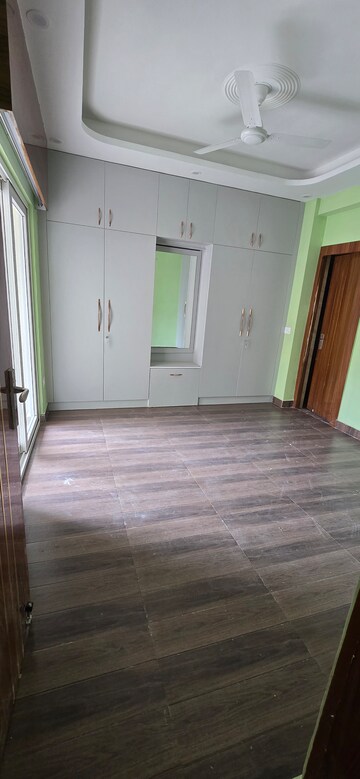 Furnished Amenities in 3.5 BHK Apartment at Amrapali Terrace Homes, Tech Zone 4 Greater Noida – for Rent