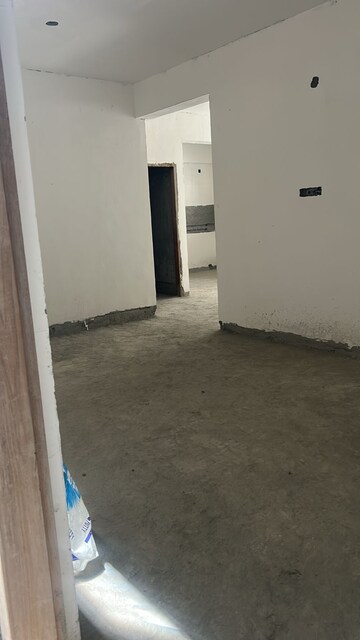 Room in 3 BHK Apartment at Electronic City Phase I – for Sale