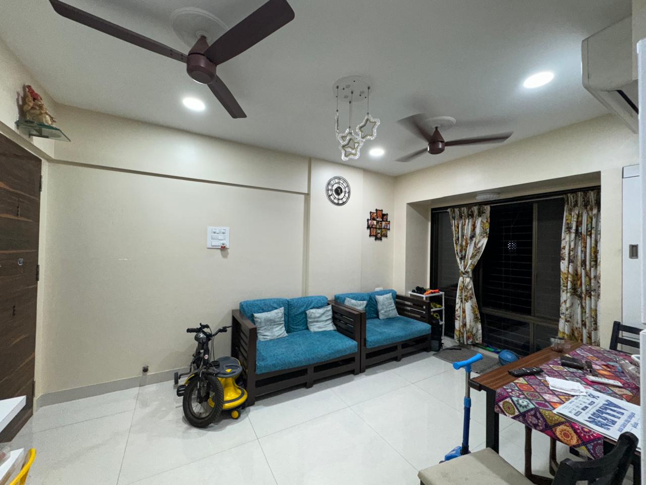 1 BHK + Extra Room Apartment For Rent in Shivram Park