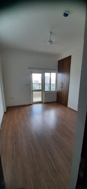 Room in 4 BHK Apartment at AWHO Shanti Vihar, Sector 95 – for Sale