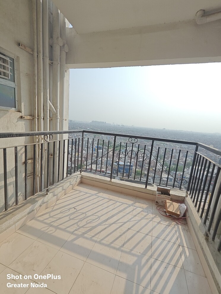 Balcony, gaur-city-7th-avenue 2 Bedroom 955 Sq.Ft. Apartment In Sector 4 Greater Noida Greater Noida 8943868