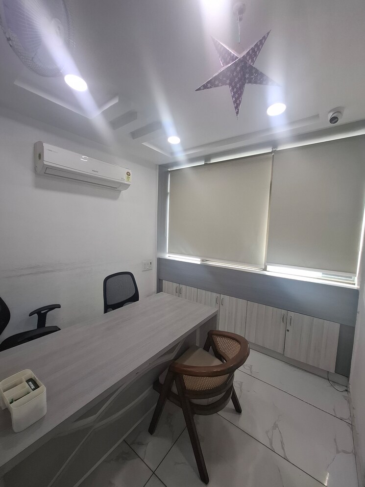 Floor Plan, netaji subhash place Commercial Office Space 600 Sq.Ft. In Netaji Subhash Place Delhi 8943895