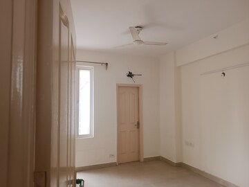 Room in 2 BHK Apartment at Lotus Panache, Sector 110 – for Rent
