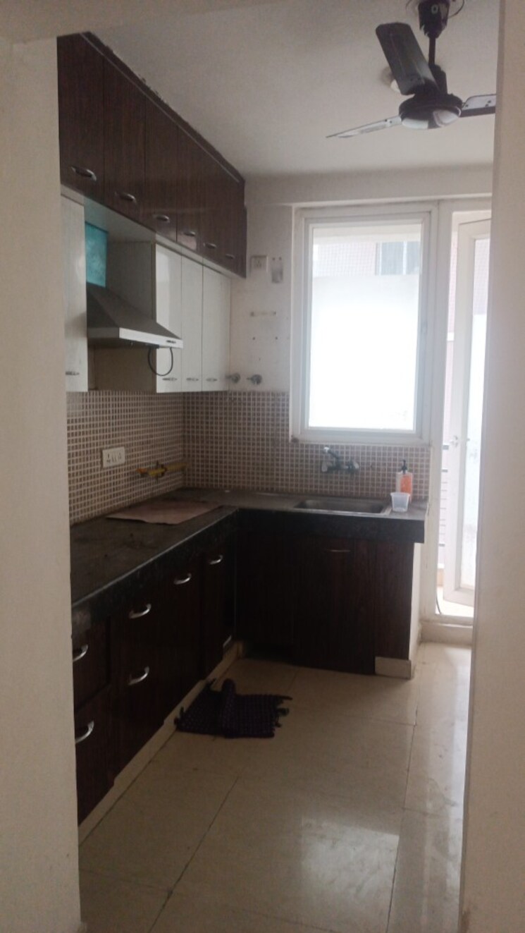 Kitchen, lotus-panache 2.5 Bedroom 1436 Sq.Ft. Apartment In Sector 110 Noida 8943922