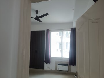 Room in 3 BHK Apartment at Lotus Panache, Sector 110 – for Rent