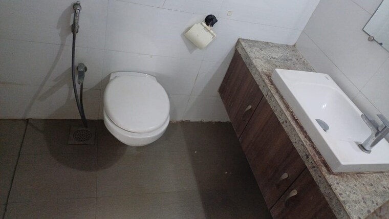 Bathroom, rustomjee-la-vie 2 Bedroom 850 Sq.Ft. Apartment In Majiwada Thane 8943953