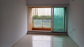 2 BHK 850 Sq.Ft. Apartment in Rustomjee La Vie