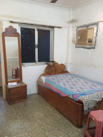 Living Room in 1 RK Apartment at Andheri West – for Rent