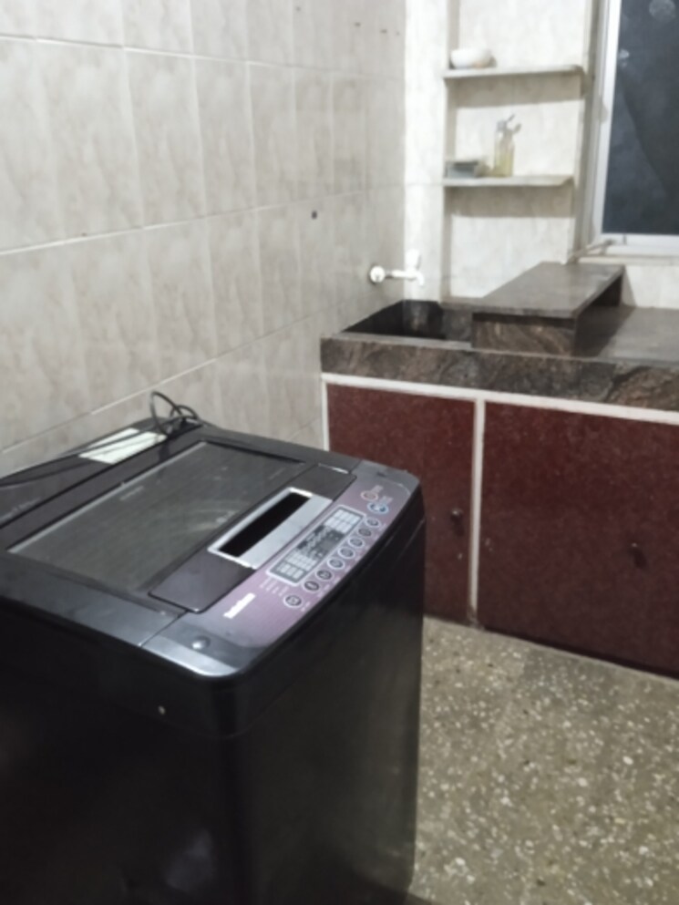 Kitchen, andheri west 1 RK 300 Sq.Ft. Apartment In Andheri West Mumbai 8943956