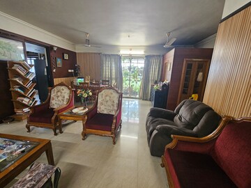 Living Room in 3 BHK Apartment at Kaloor – for Sale